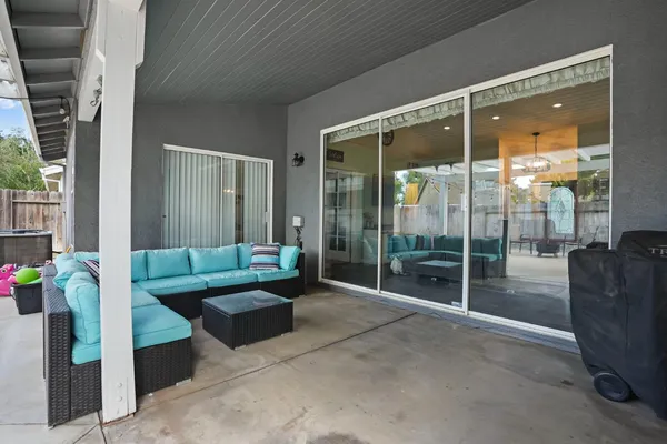 $499,000 | 2354 Country Manor Drive, Riverbank, CA 95367