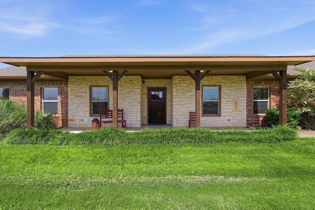 169 Sears Road Bells, TX 75414 - Photo 6 of 38
