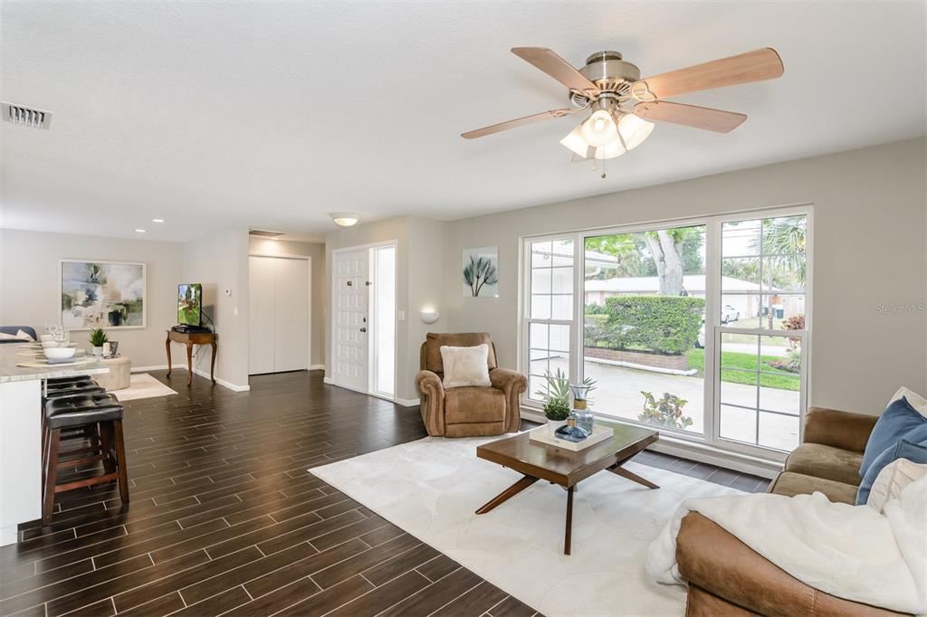 1228 Inverness Drive Dunedin, FL 34698 - Photo 12 of 47