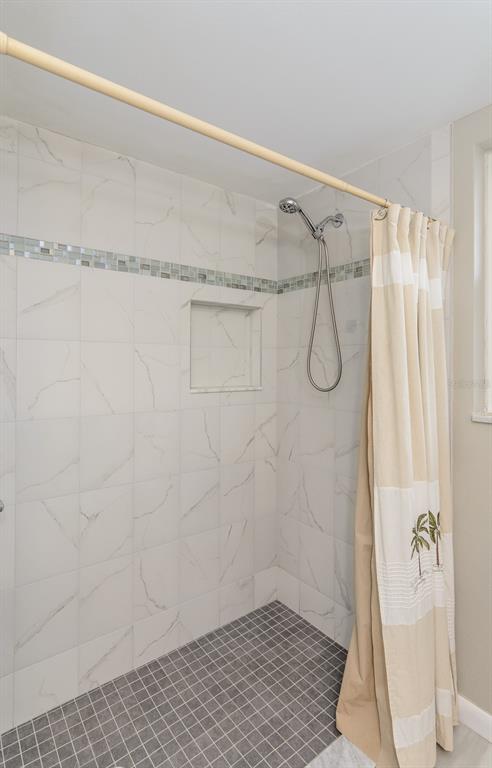 1228 Inverness Drive Dunedin, FL 34698 - Photo 30 of 47