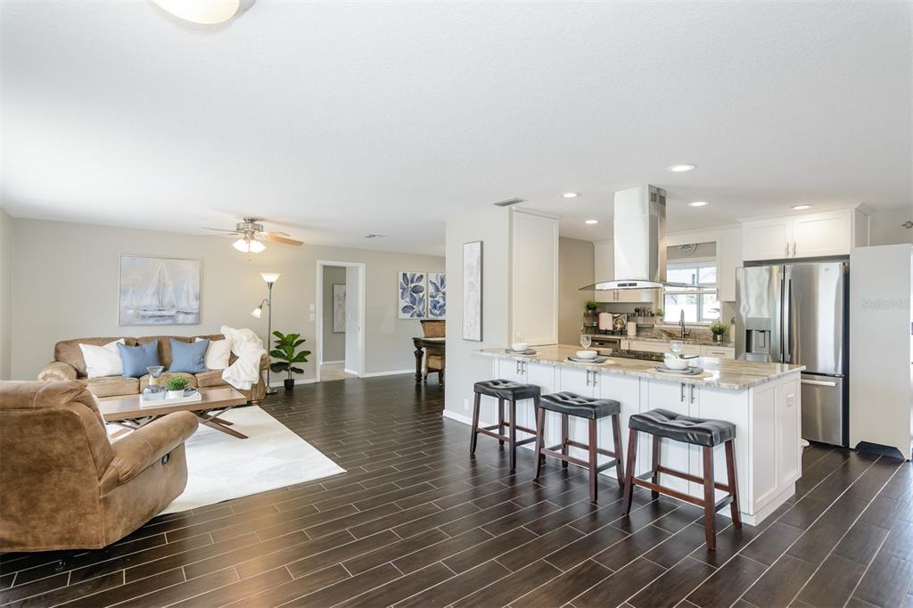 1228 Inverness Drive Dunedin, FL 34698 - Photo 5 of 47