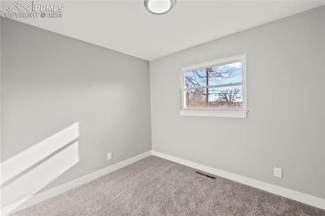 2013 Whitman Road Colorado Springs, CO 80910 - Photo 18 of 40