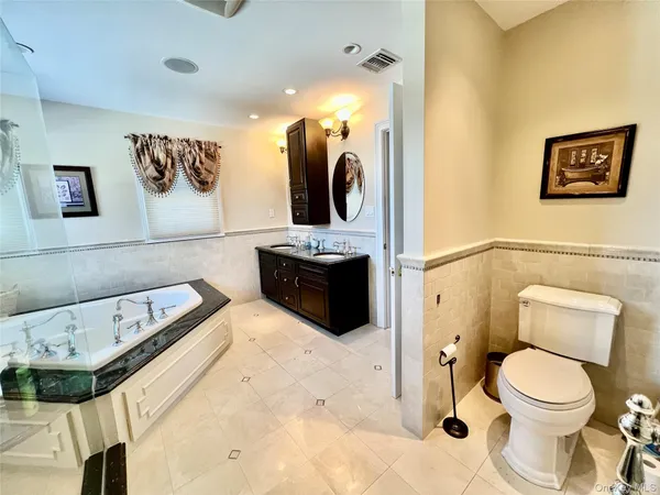 $1,799,000 | 3683 Orchard Road, Wantagh, NY 11793