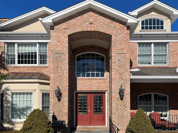 $1,799,000 | 3683 Orchard Road, Wantagh, NY 11793