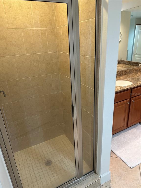 808 3rd Avenue West, Unit 701 Bradenton, FL 34205 - Photo 21 of 45 a bathroom with a shower