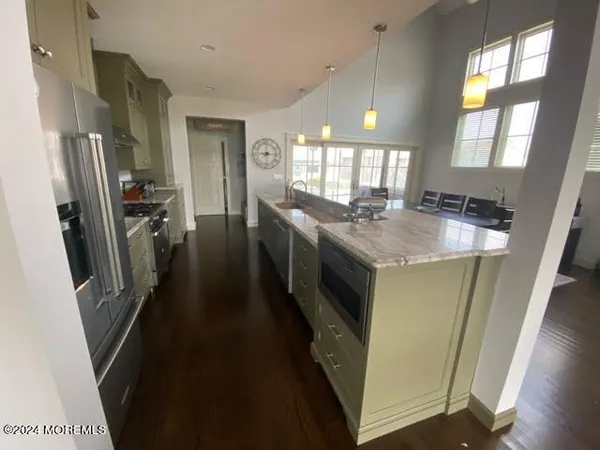 $3,900 | 305 Newark Avenue, Point Pleasant Beach, NJ 08742