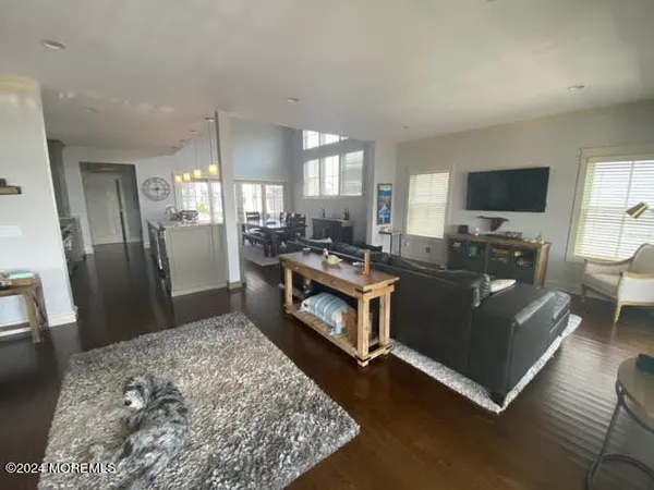 $3,900 | 305 Newark Avenue, Point Pleasant Beach, NJ 08742
