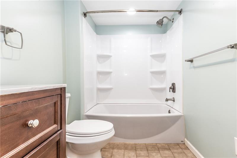 929 Mifflinridge Road Pittsburgh, PA 15207 - Photo 20 of 25 Gallery Image 20