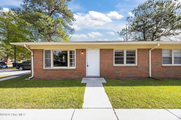 $900 | 41 Sophia Drive, Unit A, Jacksonville, NC 28540
