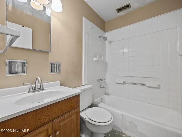 $900 | 41 Sophia Drive, Unit A, Jacksonville, NC 28540