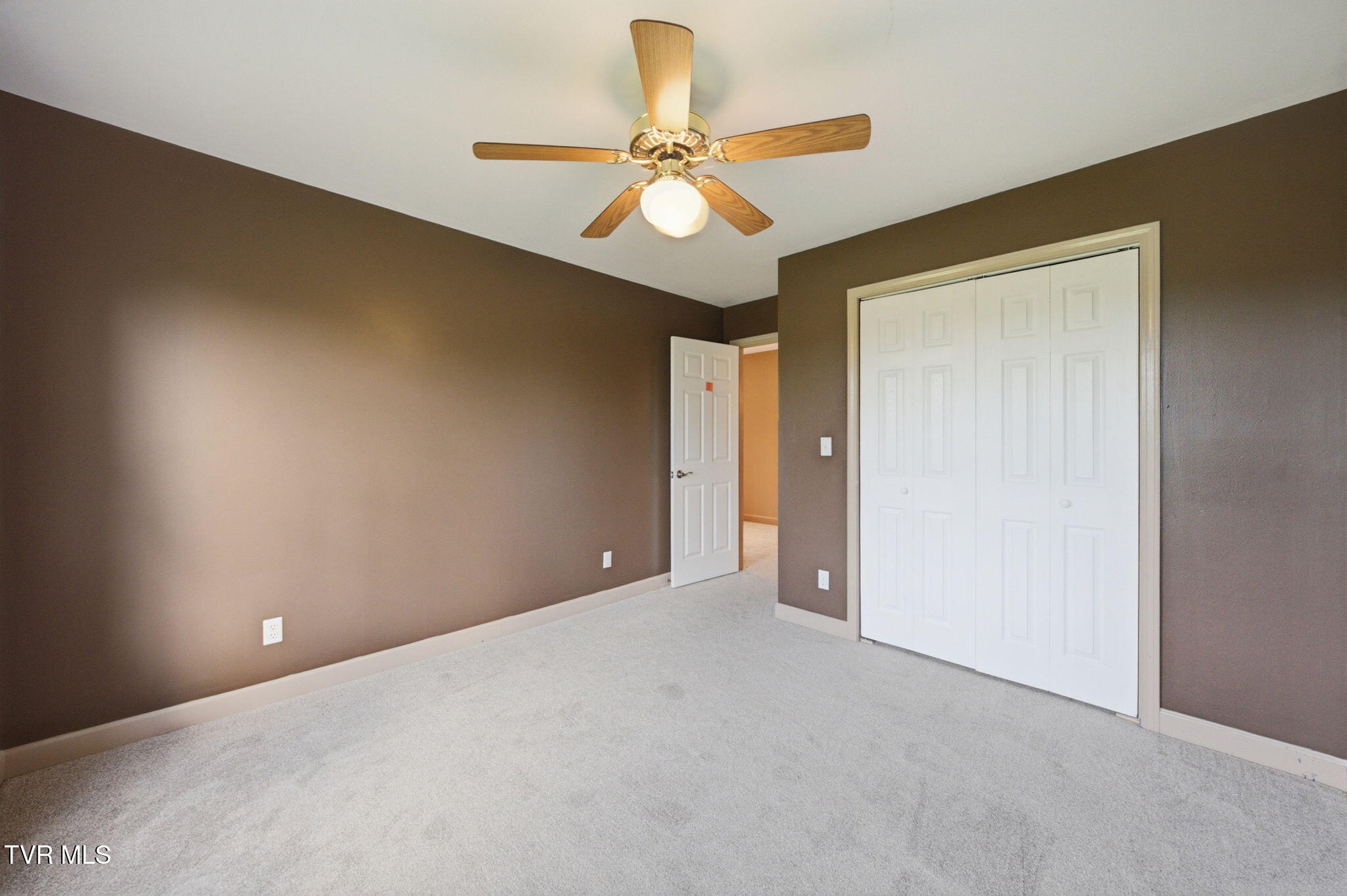 4017 Glen Alpine Road Kingsport, TN 37660 - Photo 39 of 77 45-web-or-mls-045_DSC09059
