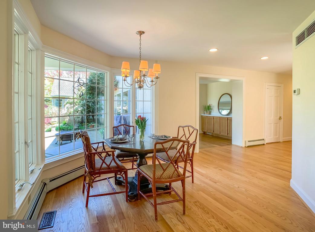 1936 Paper Mill Road Huntingdon Valley, PA 19006 - Photo 14 of 60 Eat-in Kitchen leads to the Dining room