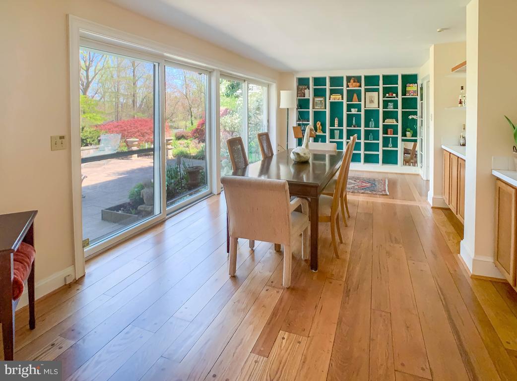 1936 Paper Mill Road Huntingdon Valley, PA 19006 - Photo 15 of 60 Built in Shelving in Dining room
