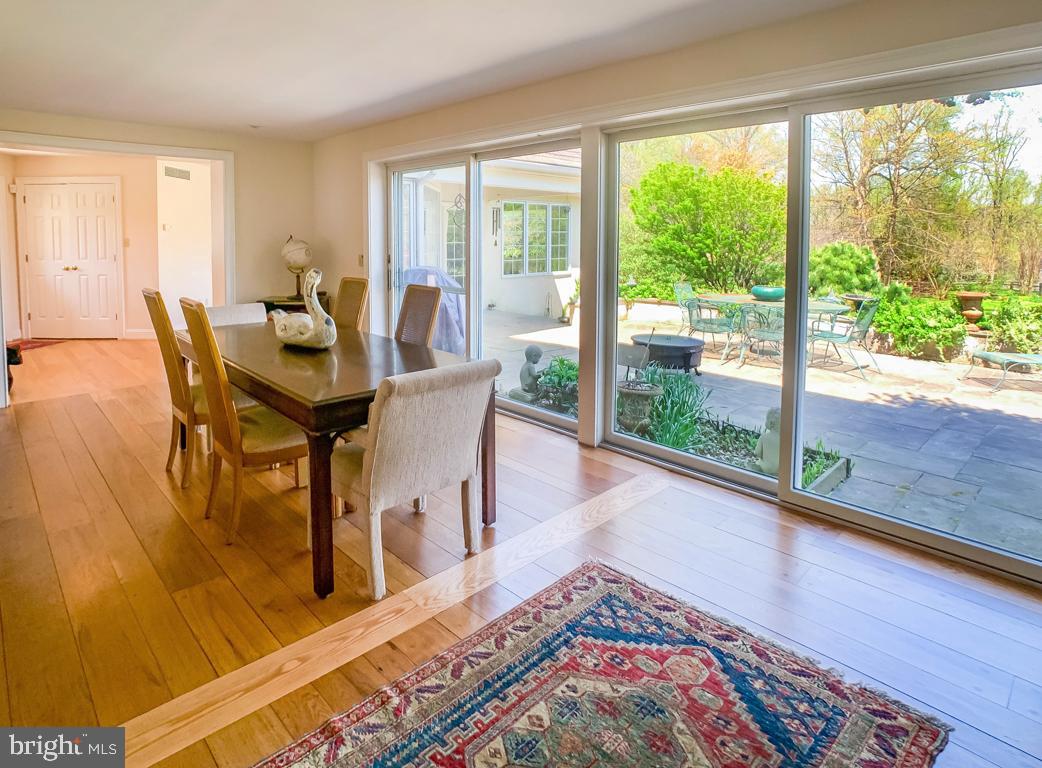 1936 Paper Mill Road Huntingdon Valley, PA 19006 - Photo 17 of 60 Dining room sliders access to slate patio