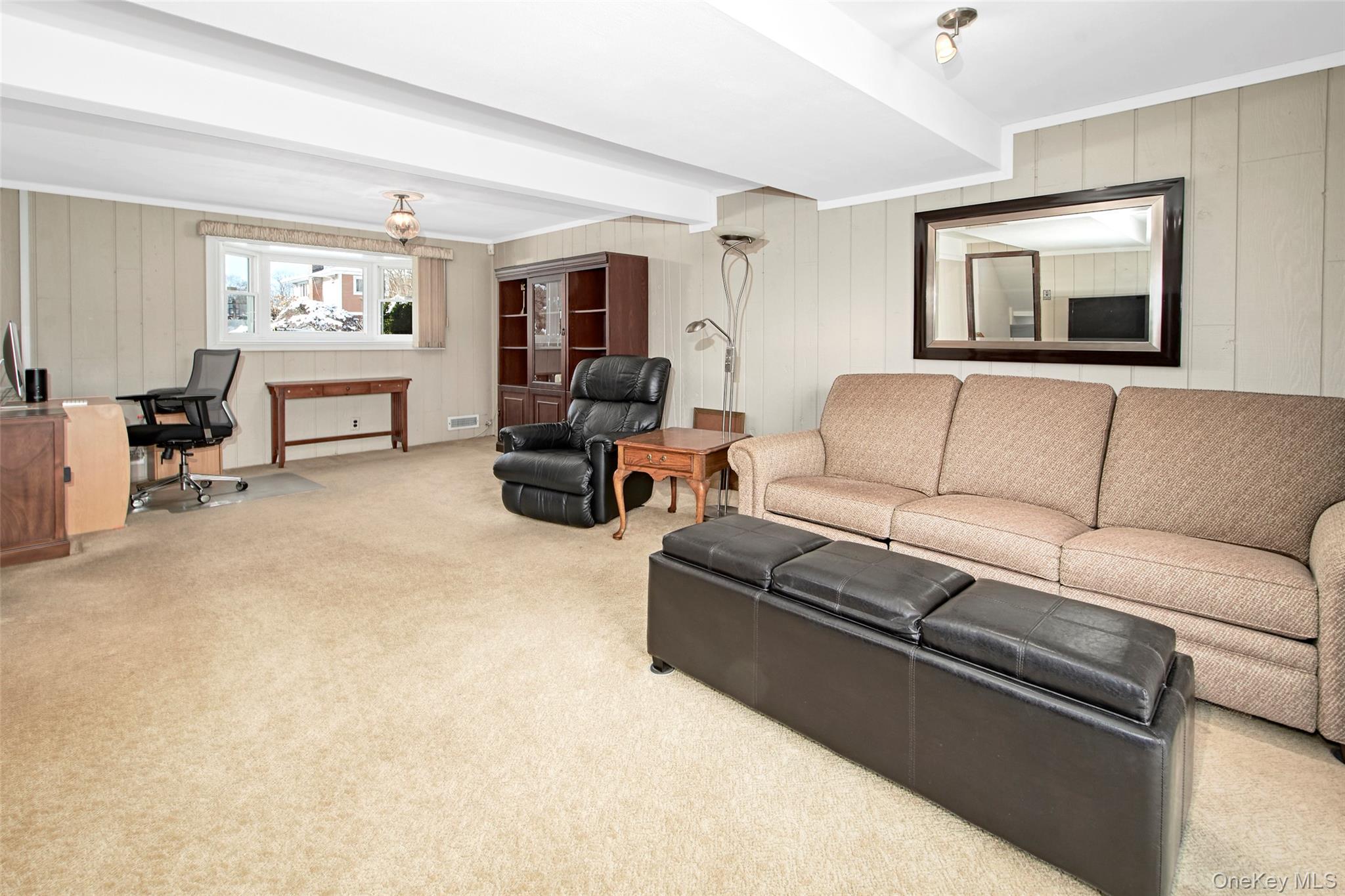 107 Parkview Road Elmsford, NY 10523 - Photo 11 of 25