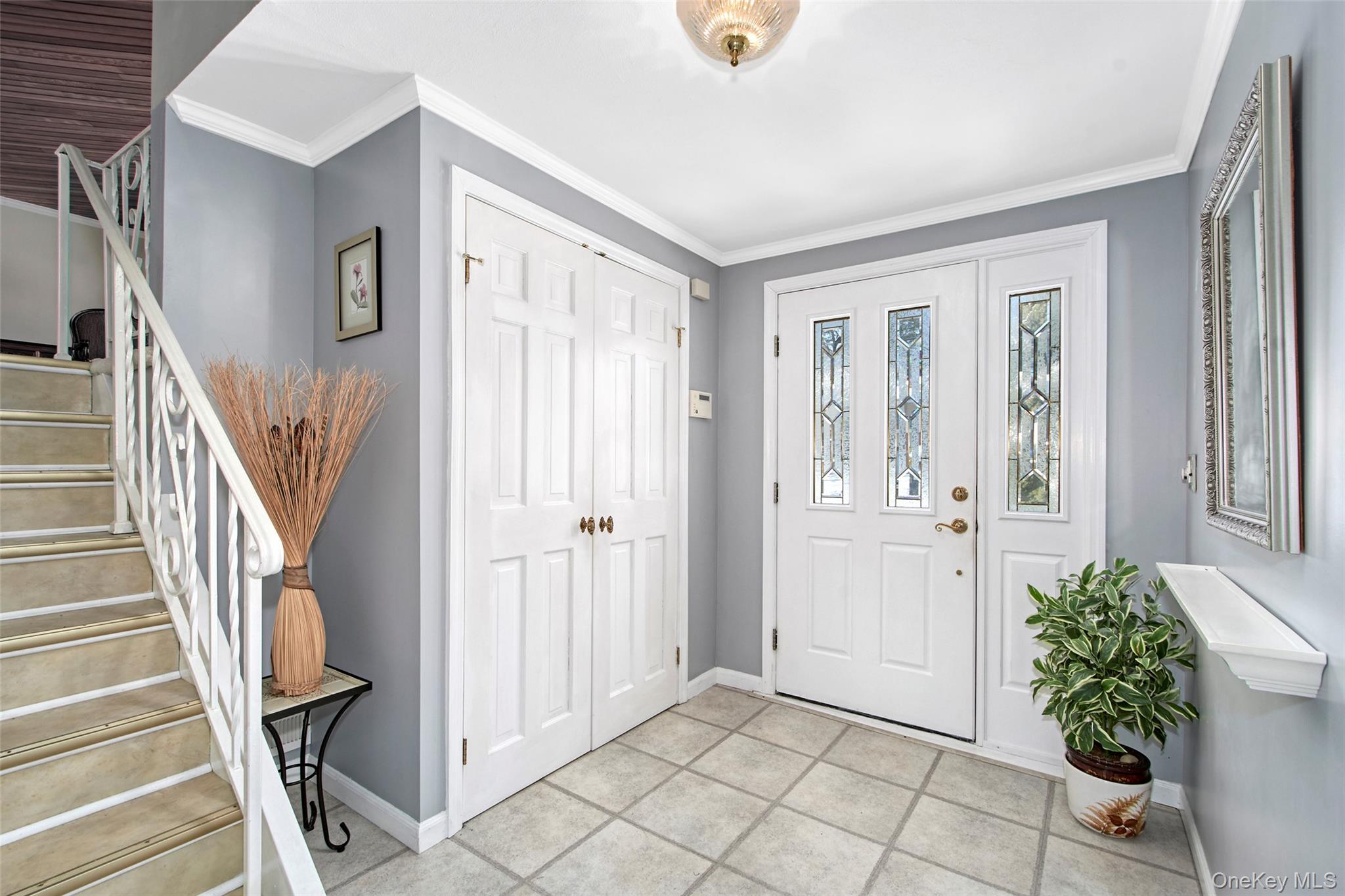 107 Parkview Road Elmsford, NY 10523 - Photo 2 of 25