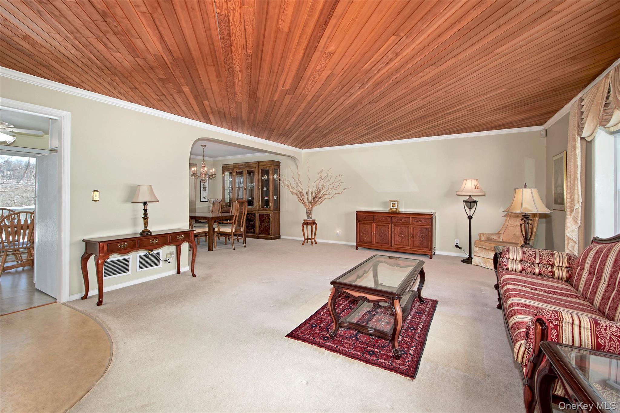 107 Parkview Road Elmsford, NY 10523 - Photo 8 of 25