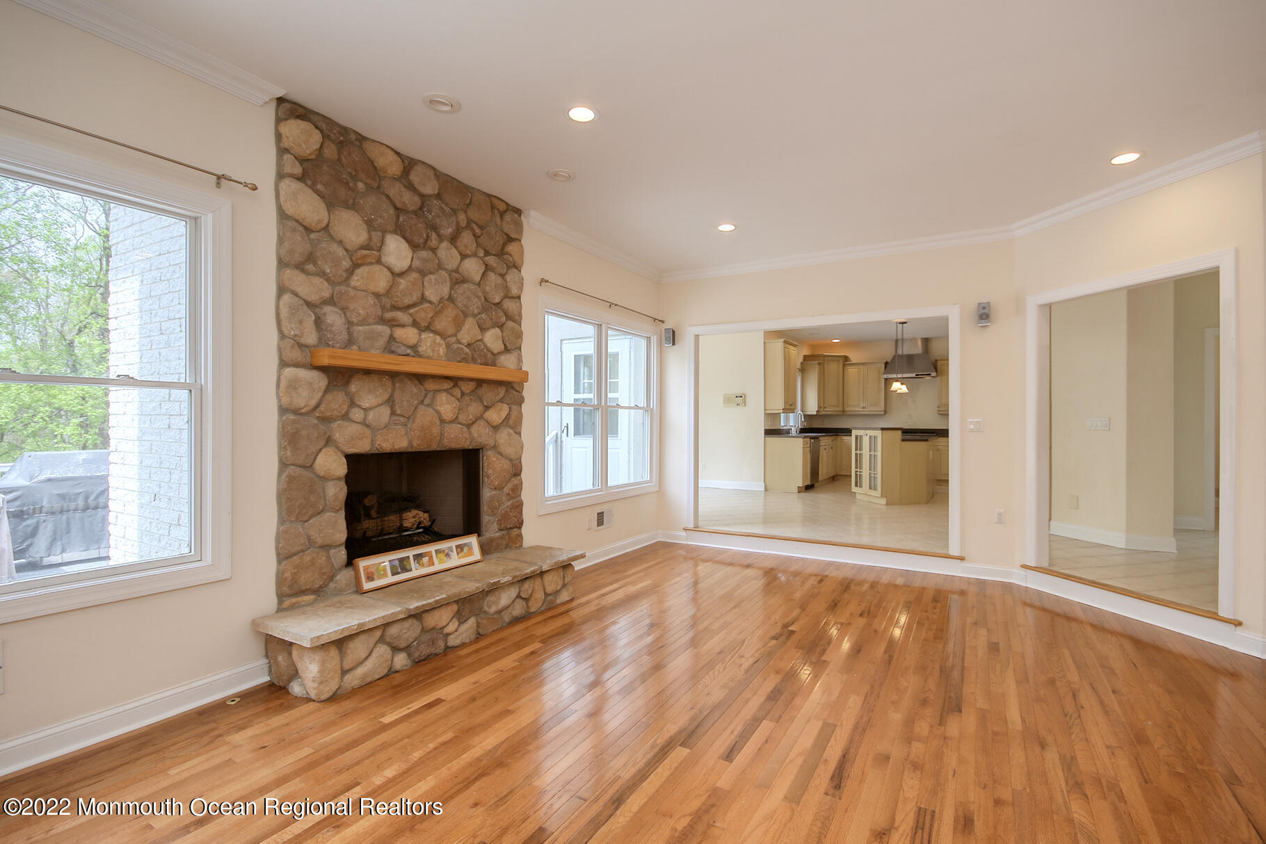 3 Maple Leaf Drive Holmdel, NJ 07733 - Photo 14 of 49 JUNI3761