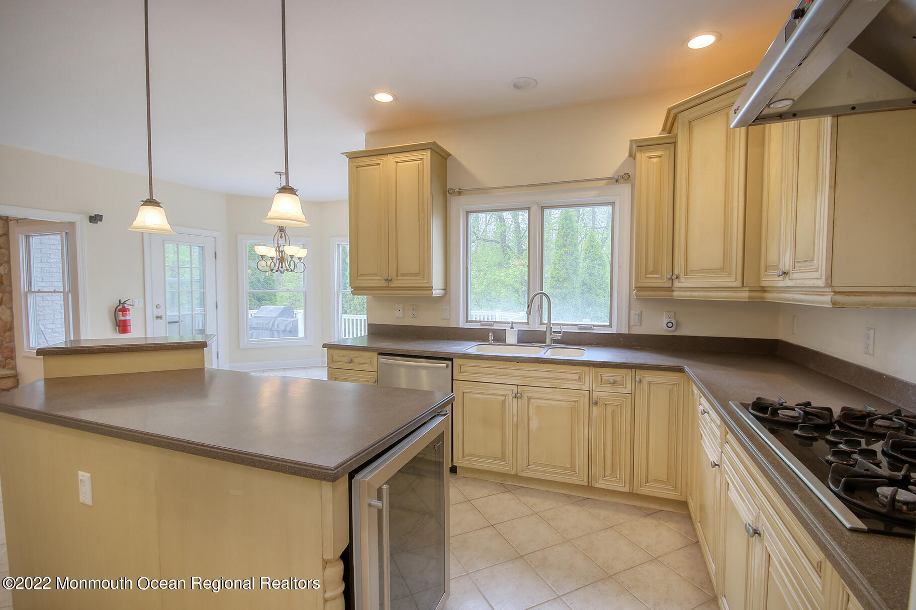 3 Maple Leaf Drive Holmdel, NJ 07733 - Photo 15 of 49 JUNI3743