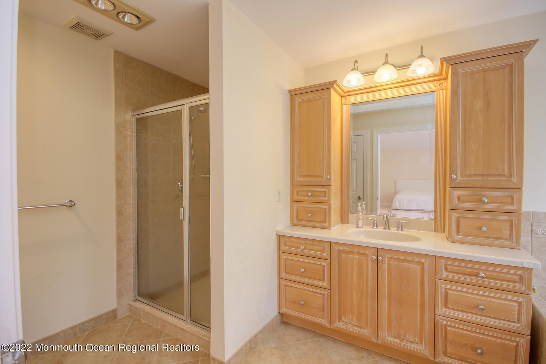 3 Maple Leaf Drive Holmdel, NJ 07733 - Photo 24 of 49 JUNI3814