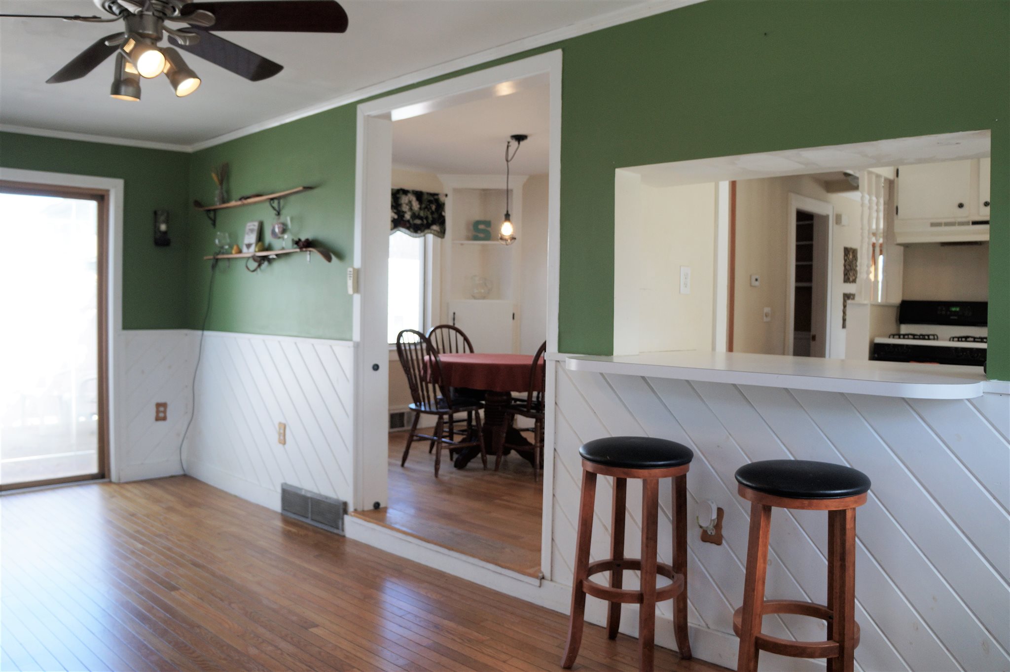 3 Edmond Street Manchester, NH 03102 - Photo 2 of 30 Gallery Image 2