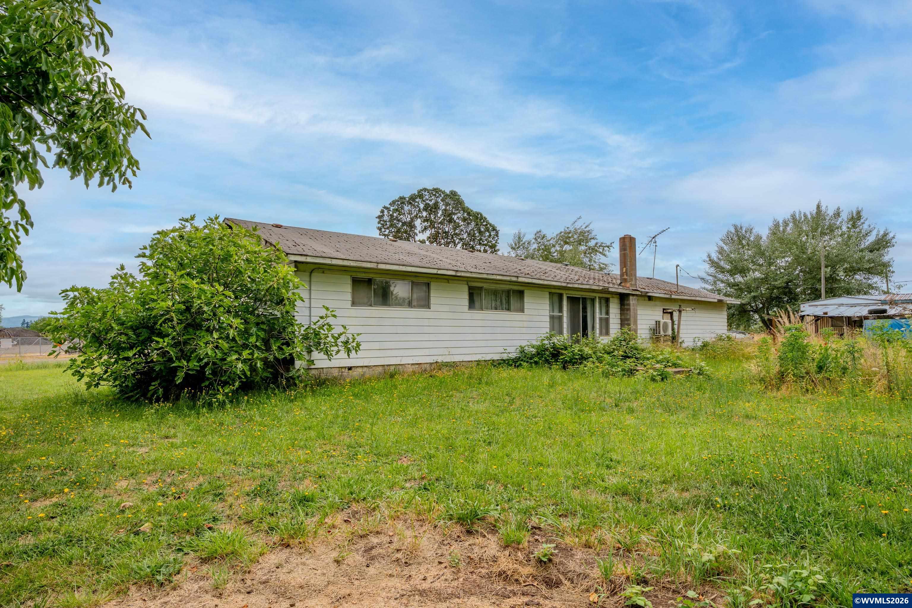 35858 Knox Butte Road East Albany, OR 97322 - Photo 2 of 24
