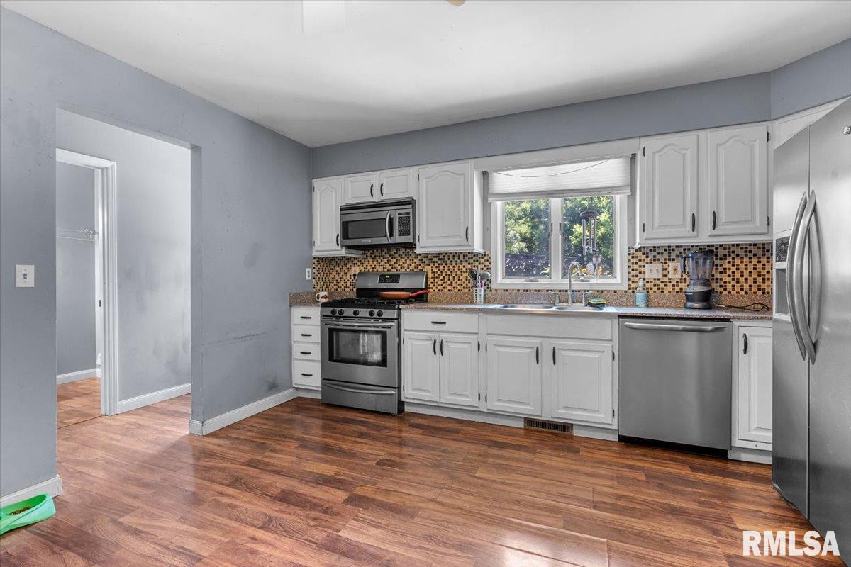 8117 Tack Lane Springfield, IL 62712 - Photo 11 of 38