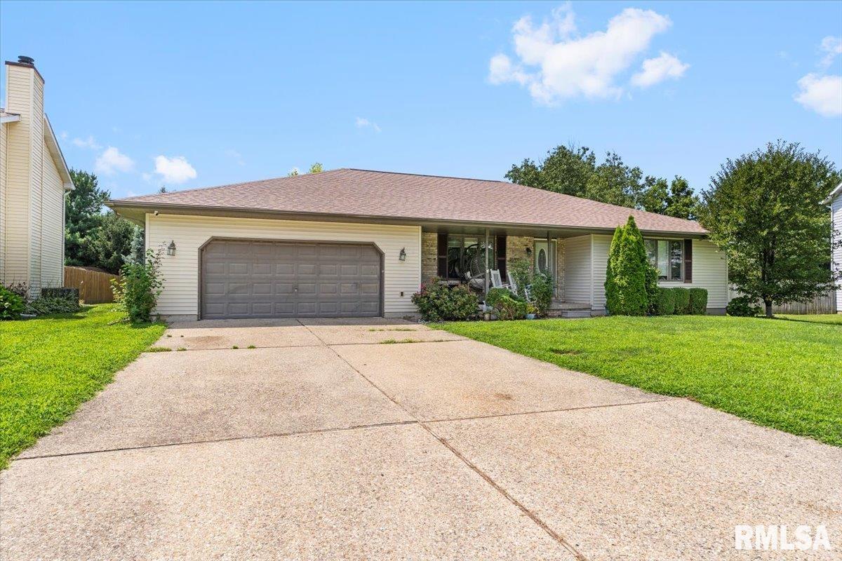 8117 Tack Lane Springfield, IL 62712 - Photo 3 of 38