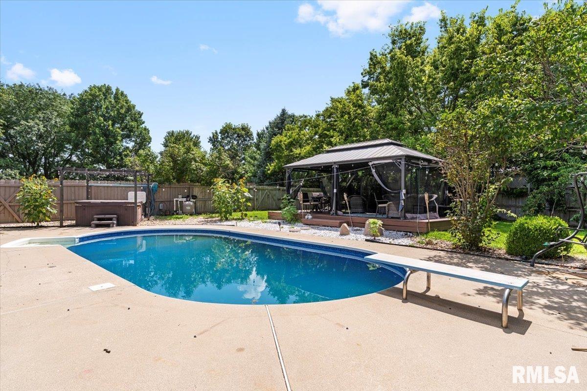 8117 Tack Lane Springfield, IL 62712 - Photo 33 of 38