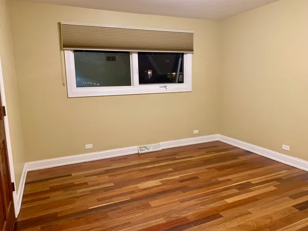 $3,900 | 11 Woodridge Drive, Oak Brook, IL 60523