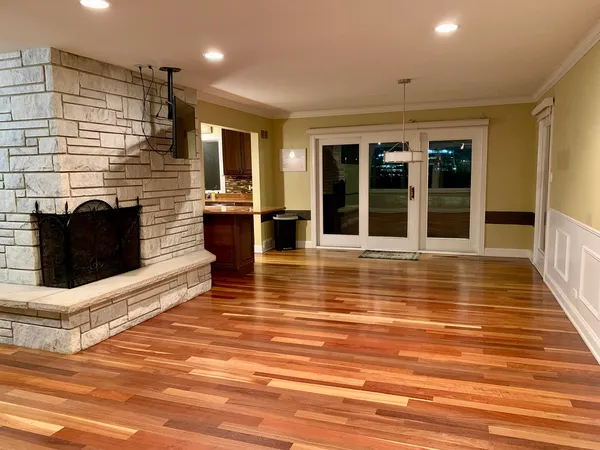 $3,900 | 11 Woodridge Drive, Oak Brook, IL 60523