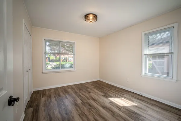 $249,000 | 28465 North Clements Circle, Livonia, MI 48150