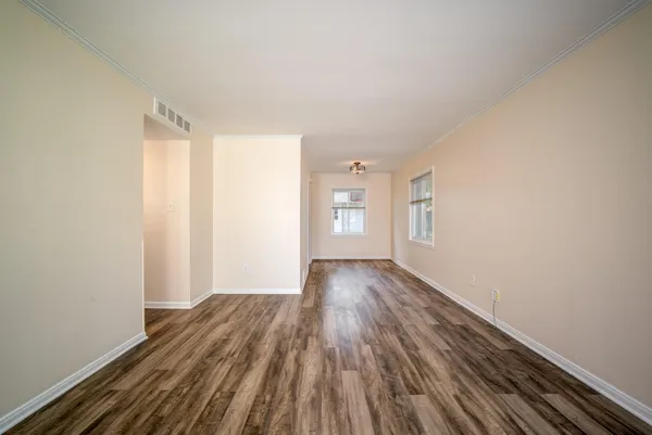 $249,000 | 28465 North Clements Circle, Livonia, MI 48150