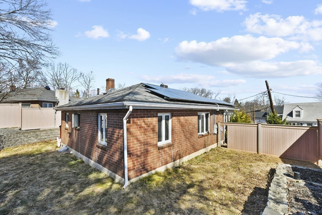 67 Upton Road Waltham, MA 02452 - Photo 20 of 23