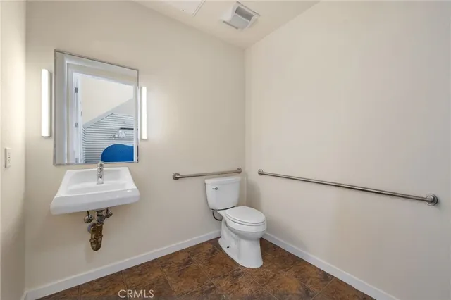 $875,000 | 133 The Promenade North, Unit 103, Long Beach, CA 90802