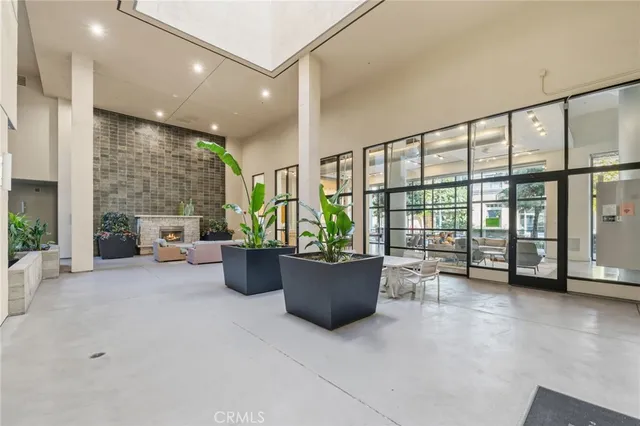 $875,000 | 133 The Promenade North, Unit 103, Long Beach, CA 90802