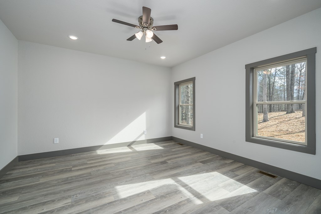 185 Country Road Talking Rock, GA 30175 - Photo 12 of 35 Gallery Image 12