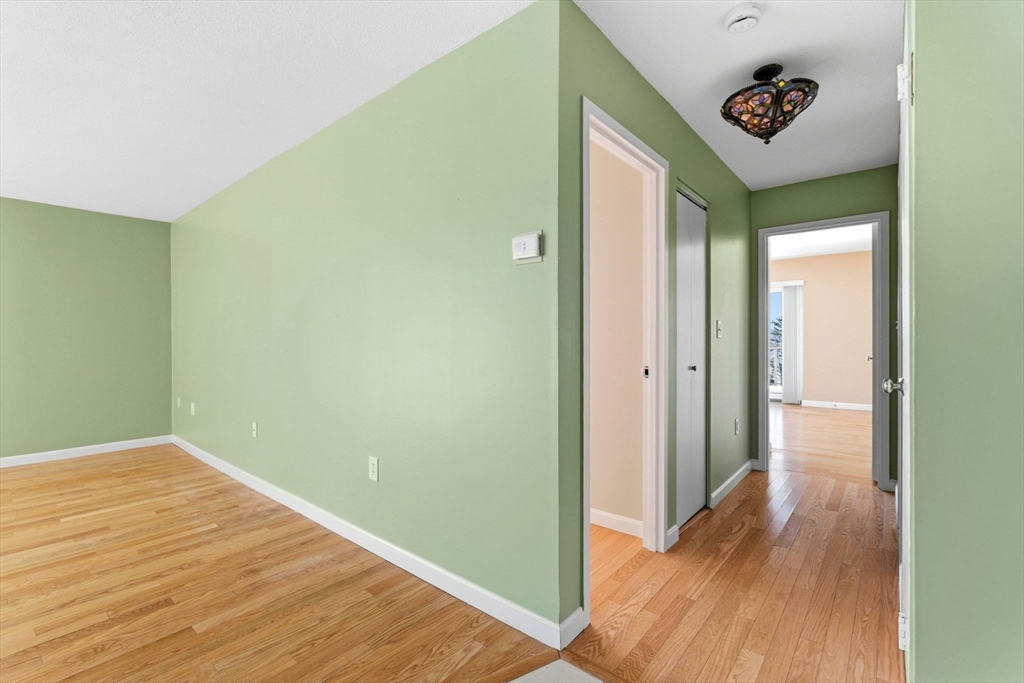 1006 Paradise Road, Unit PHO Swampscott, MA 01907 - Photo 13 of 16