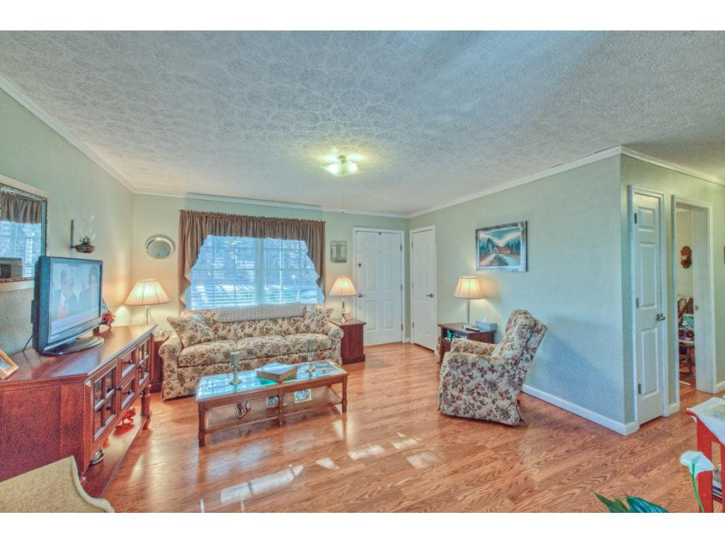754 Meadow View Road Bristol, TN 37620 - Photo 8 of 23 Photo 8