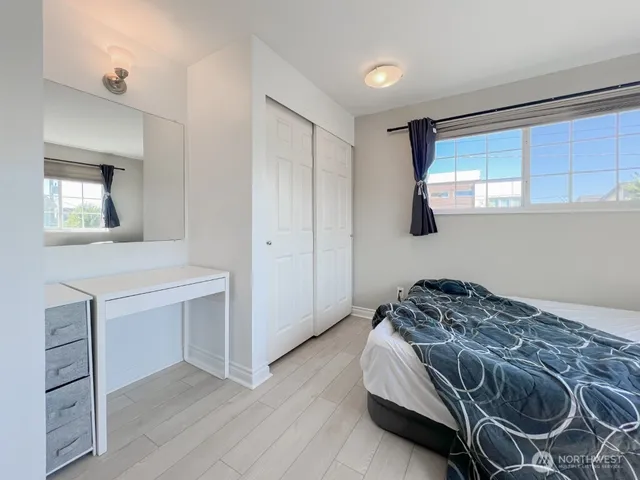 $2,400 | 633 Northwest 85th Street, Unit 301, Seattle, WA 98117