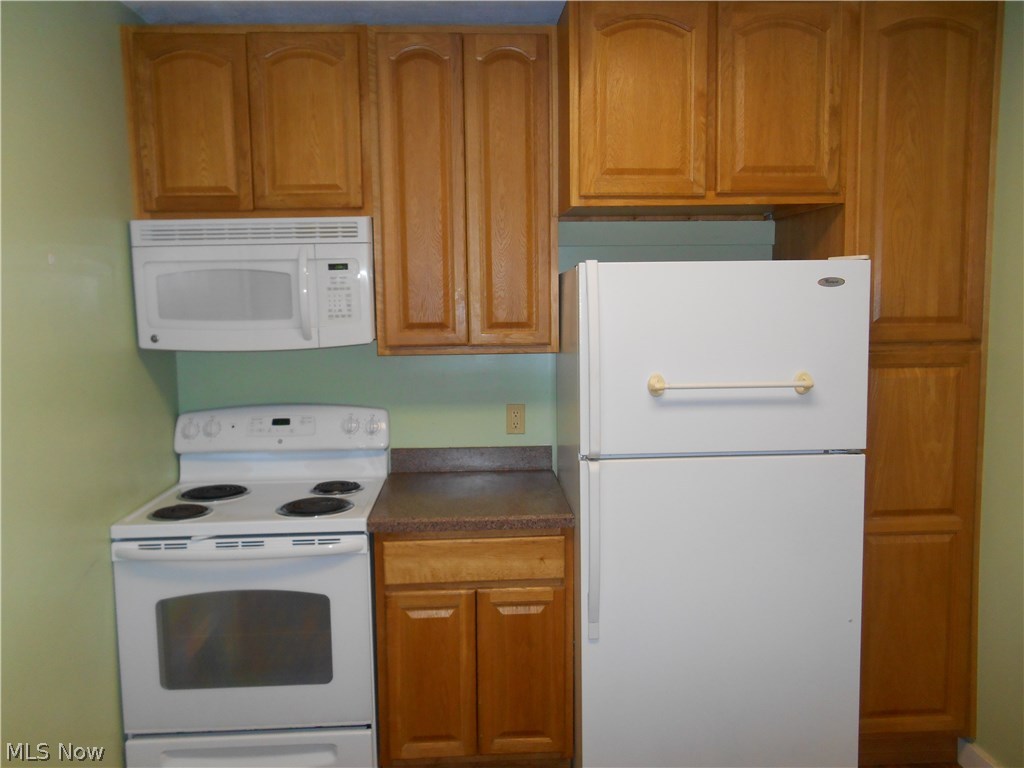 2634 Ranfield Road Mogadore, OH 44260 - Photo 8 of 32 Gallery Image 8