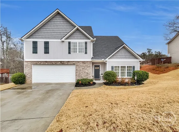 $349,900 | 1583 Pointe S Circle, Bethlehem, GA 30620