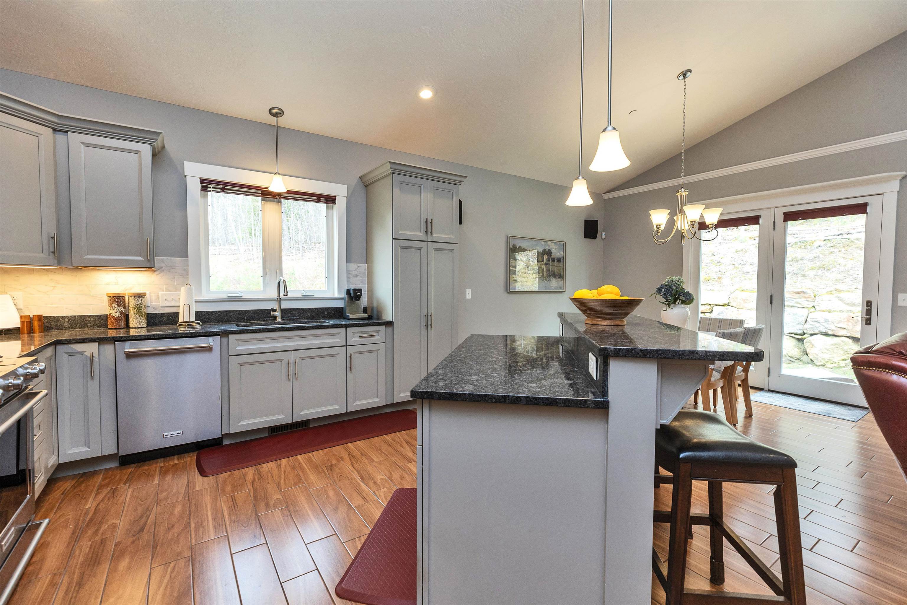 99 Pulpit Road, Unit 3 Bedford, NH 03110 - Photo 14 of 47 Gallery Image 14