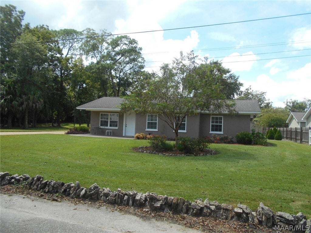 113 Line Street Samson, AL 36477 - Photo 1 of 28 Gallery Image 1