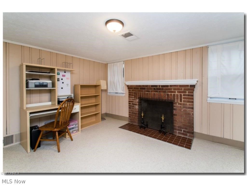 2183 Edgerton Road Cleveland, OH 44118 - Photo 18 of 25 Gallery Image 18