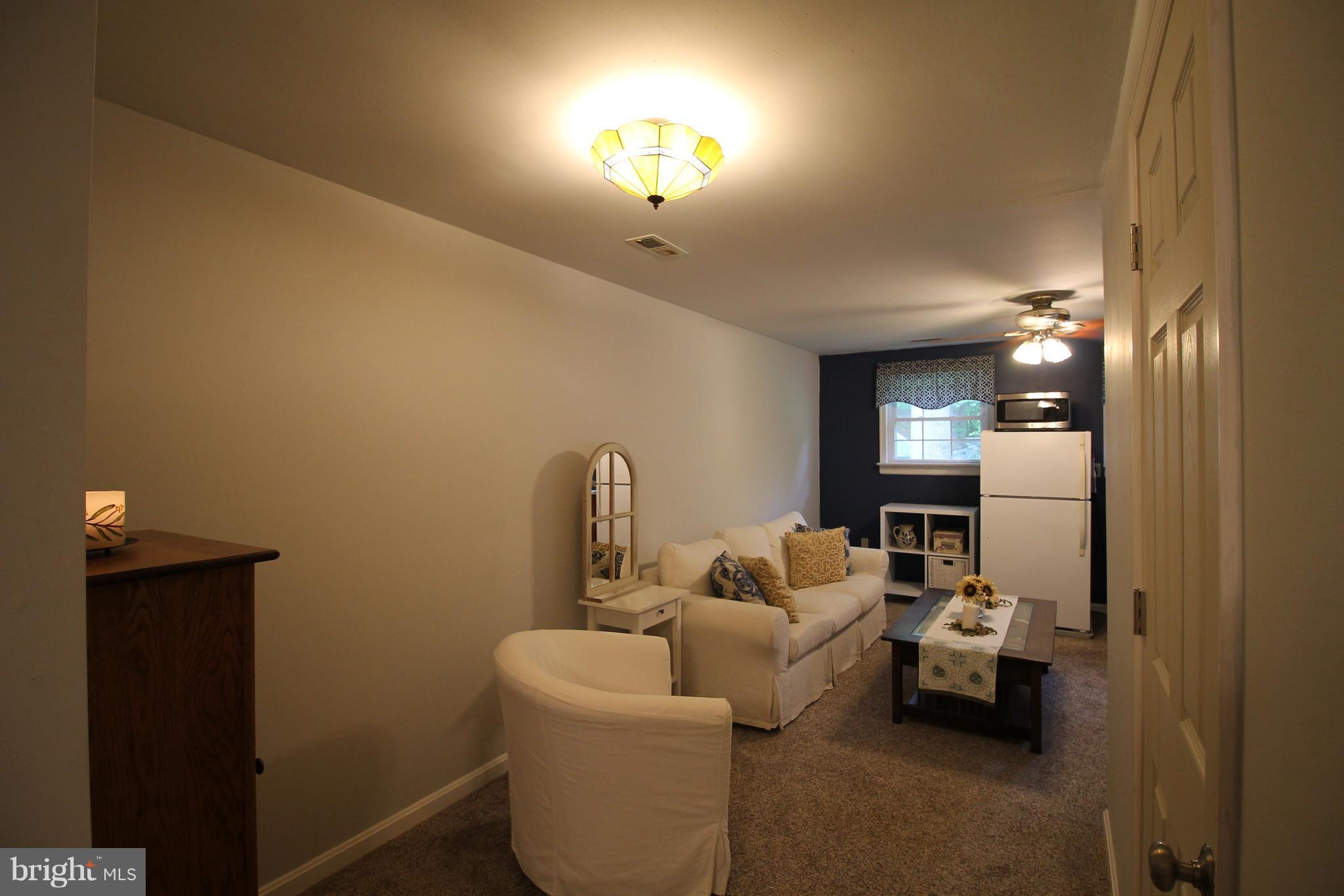 1527 Snug Harbor Road Shady Side, MD 20764 - Photo 14 of 30 In-law Suite - Living Room