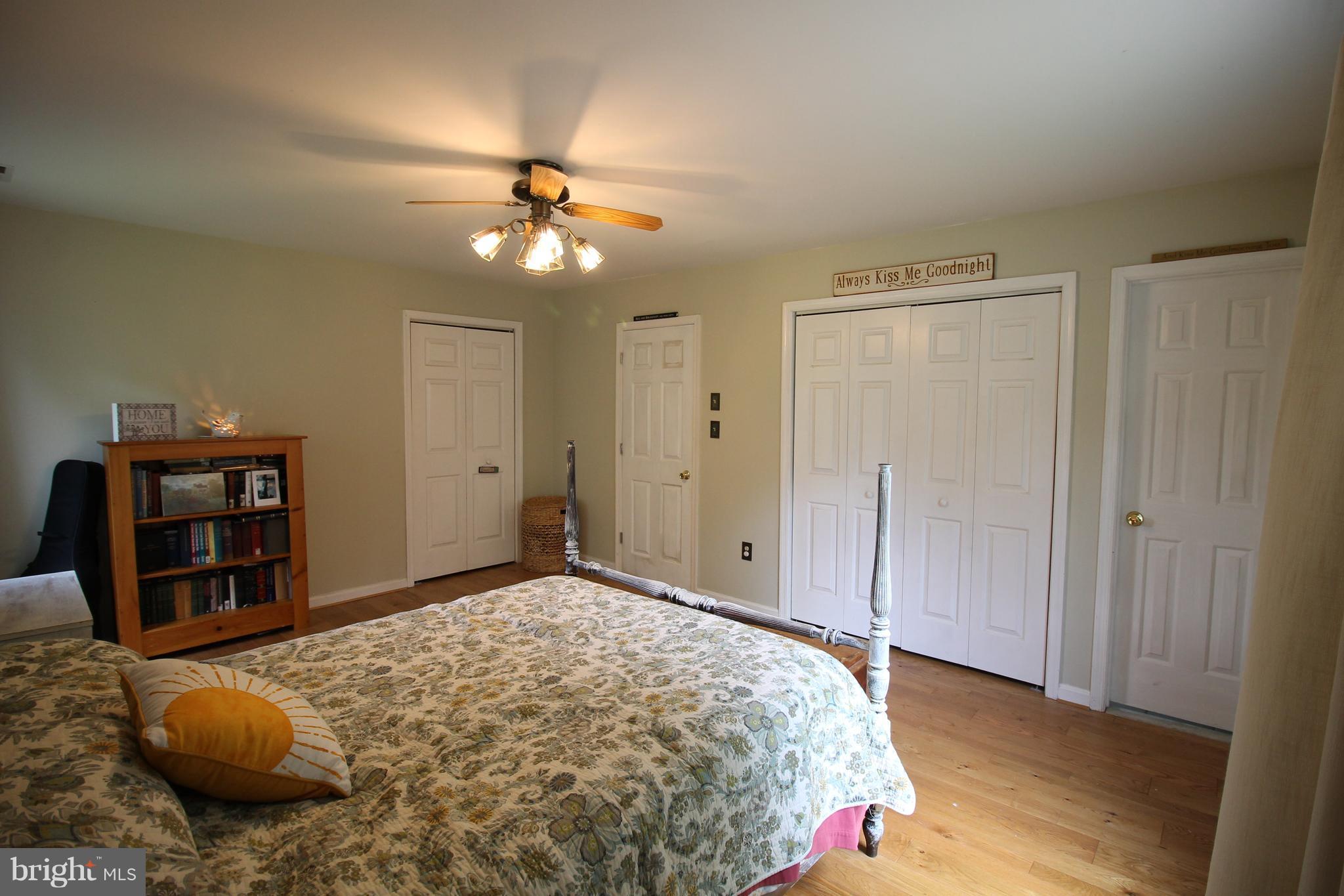 1527 Snug Harbor Road Shady Side, MD 20764 - Photo 22 of 30 Bedroom (Master)
