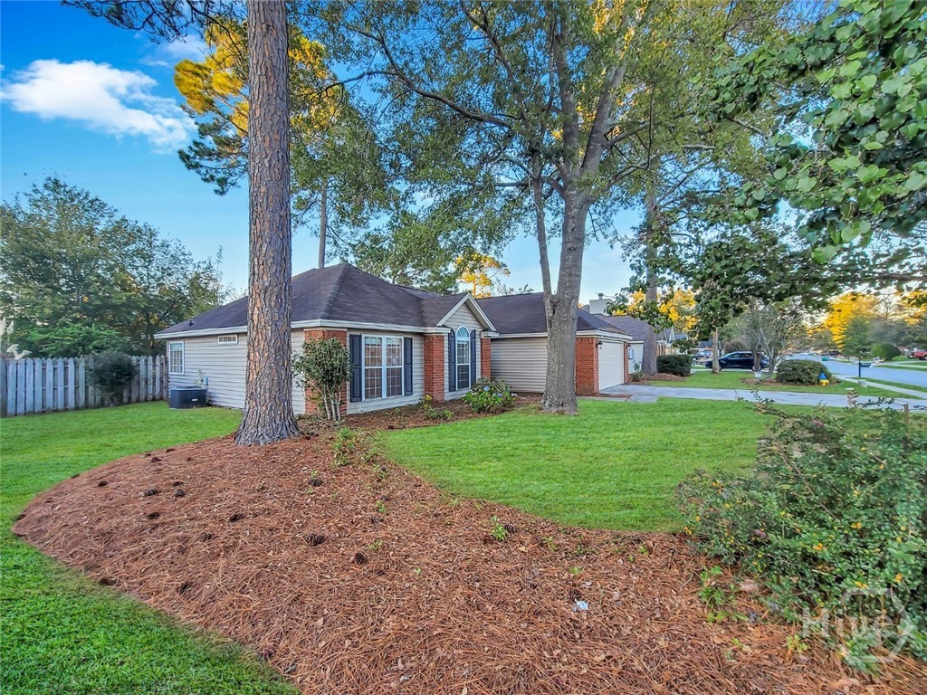 219 Jasper Lane Rincon, GA 31326 - Photo 5 of 46 LEFT VIEW