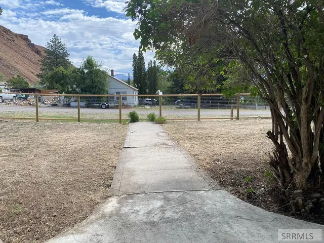 $330,000 | 200 N 2nd Street, Challis, ID 83226