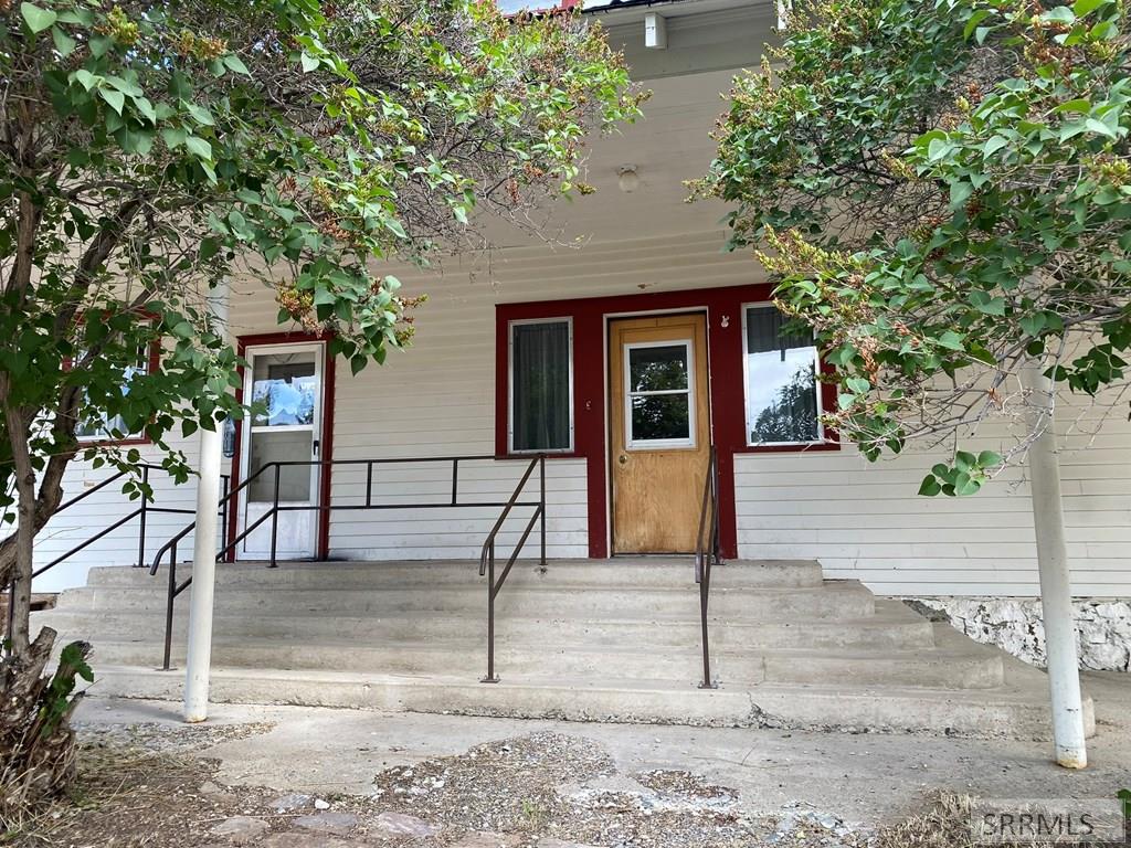 200 N 2nd Street Challis, ID 83226 - Photo 4 of 44